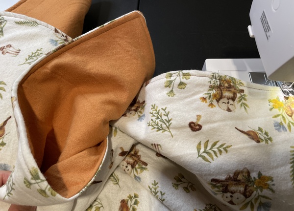 The top stitch gives a nice polished look