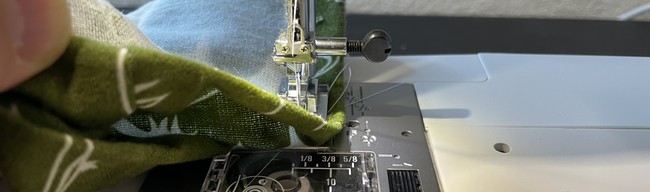 Keep the opposite side below the top and not sew the sides together