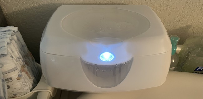 The light on this thing is like a flood light at night